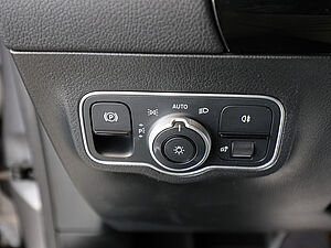 Mercedes-Benz B 200 d Progressive Advanced 28 navigation