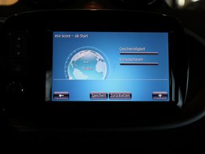Smart forfour electric drive / EQ Navi SHZ Klima Sp 13 navigation