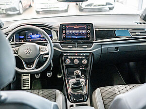 Volkswagen T-Roc R-Line 1.0 TSI 8 navigation