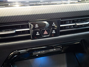 Volkswagen Golf VIII Variant R-Line 2.0 TDI DSG 17 navigation