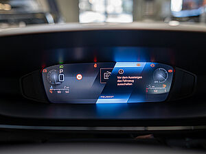 Peugeot 308 Allure HYBRID 136 e-DSC6 12 navigation