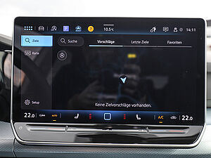Volkswagen Golf VIII Variant GOAL 2,0 l TDI DSG 17 navigation