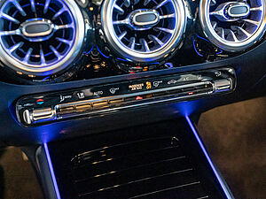 Mercedes-Benz EQA 250 Progressive 13 navigation