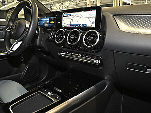 Mercedes-Benz GLA 180 Progressive 9 navigation