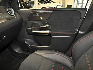 Mercedes-Benz B 250 e AMG Sport Advanced Plus 14 navigation
