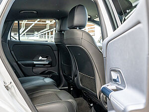 Mercedes-Benz GLA 250 e Progressive 4 navigation