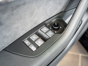 Audi RS6 Avant 4.0 TFSI quattro AHK PANO B+O HUD 22 navigation