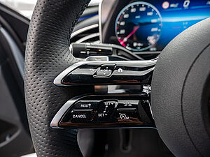 Mercedes-Benz E 300 e AMG Line 15 navigation
