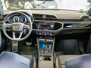 Audi Q3 S line 35 TFSI S tronic 6 navigation