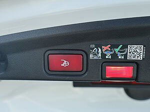 Mercedes-Benz E 53 AMG 4M+ Cabriolet Vmax Performance 32 navigation