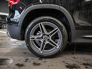 Mercedes-Benz GLB 200 GLB 200d AMG Line 5 navigation