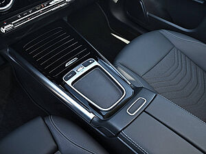 Mercedes-Benz GLA 180 Progressive 14 navigation