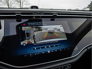 Mercedes-Benz E 200 T Avantgarde Advanced Plus Superscreen 11 navigation