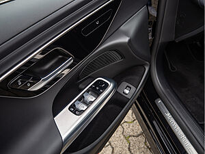 Mercedes-Benz E 200 4M Avantgarde Advanced 19 navigation