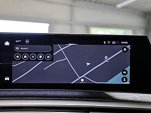 Peugeot 5008 Allure HYBRID 145 e-DSC6 12 navigation