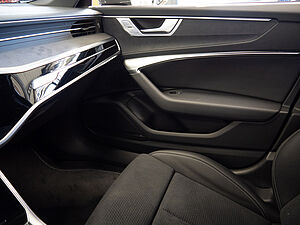Audi A6 Avant S line 40 TDI S tronic 17 navigation