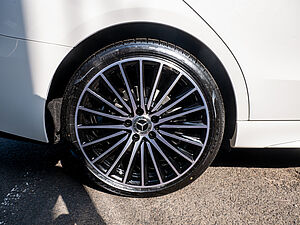 Mercedes-Benz C 220 d T 5 navigation