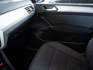 Volkswagen Touran Move 2,0 TDI DSG 19 navigation