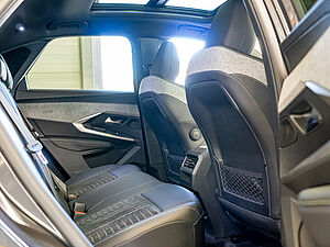 Peugeot 3008 GT HYBRID 136 e-DSC6 NEUES MODELL 4 navigation