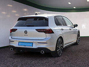 Volkswagen Golf VIII GTI DSG 3 navigation