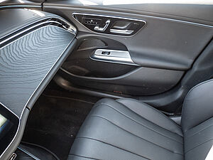 Mercedes-Benz E 220 d Avantgarde Advanced Plus 19" 15 navigation