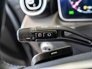 Mercedes-Benz C 300 e T Avantgarde Advanced Plus 14 navigation