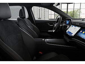 Mercedes-Benz E 300 de 4M T AMG Sport Premium Superscreen 8 navigation