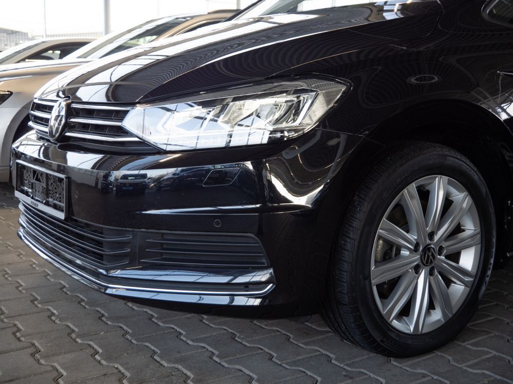 Volkswagen Touran 1.5 TSI DSG United LED ACC Keyless Sta