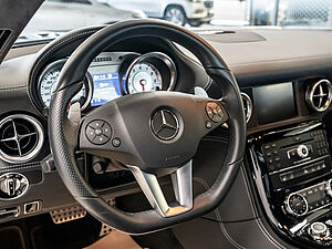 Mercedes-Benz SLS AMG Roadster MY14 rotes Dach! 5 navigation