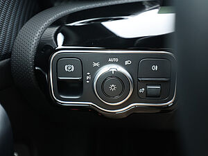 Mercedes-Benz A 250 e Progressive Advanced 31 navigation