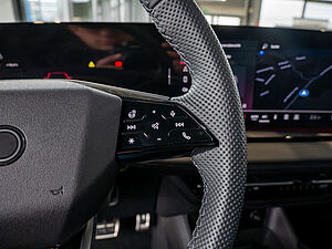 Audi SQ6 SUV e-tron 15 navigation