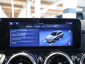 Mercedes-Benz GLB 250 4M Progressive 15 navigation