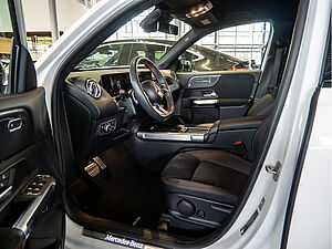 Mercedes-Benz GLB 250 4M AMG Sport Premium 9 navigation