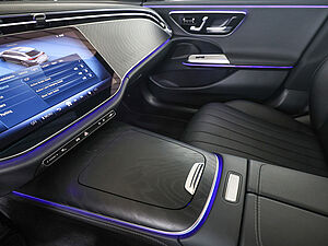 Mercedes-Benz E 450 d 4M T Avantgarde Advanced Plus 17 navigation