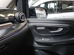 Mercedes-Benz V 220 d Style Lang 17 navigation