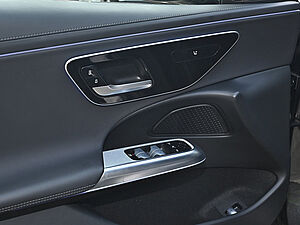 Mercedes-Benz E 220 d AMG Sport Advanced 27 navigation