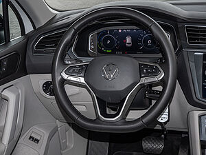 Volkswagen Tiguan 1.4 TSI eHybrid 10 navigation
