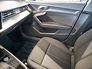 Audi A3 Sportback 30 TDI advanced 12 navigation