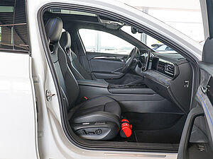 Volkswagen Passat R-Line 2.0 TDI 4M 2 navigation