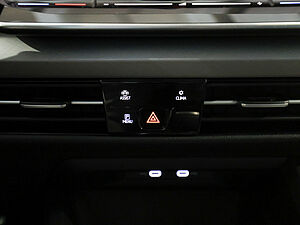 Volkswagen Golf VIII Life 1.5 TSI 17 navigation