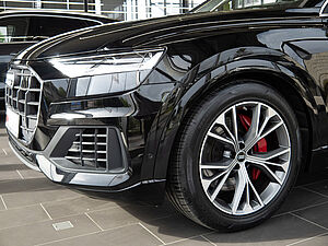 Audi Q8 55 TFSI e quattro 35 navigation