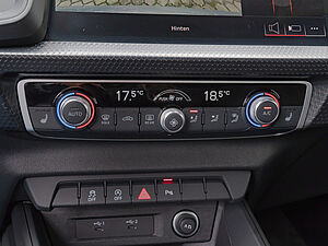Audi A1 Sportback S line 30 TFSI S tronic 18 navigation
