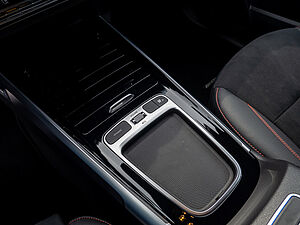 Mercedes-Benz GLB 250 4M AMG Sport Premium 13 navigation