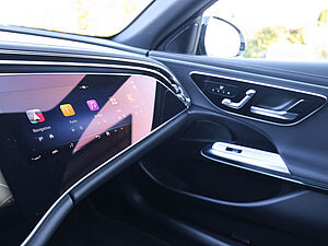 Mercedes-Benz E 200 T AMG Advanced Plus Superscreen 18 navigation