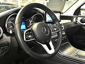 Mercedes-Benz GLC 300 de 4M 28 navigation