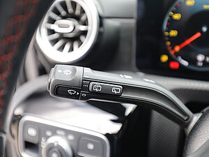 Mercedes-Benz CLA 200 SB AMG 27 navigation