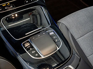 Mercedes-Benz E 220 d T Avantgarde 14 navigation