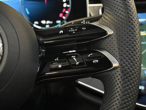 Mercedes-Benz E 300 e AMG Sport Advanced 18 navigation