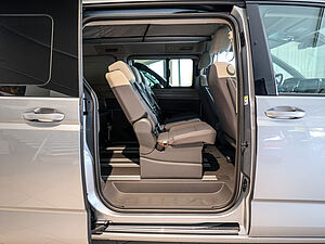 Volkswagen T7 California 2.0 TDI Beach Camper 4 navigation