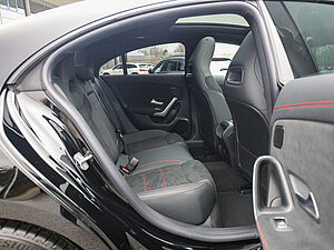 Mercedes-Benz CLA 180 AMG Line Edition 4 navigation